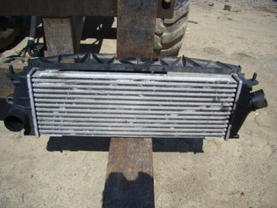 Opel vivaro trafic радиатор интеркулер 2.0 dci фото №1