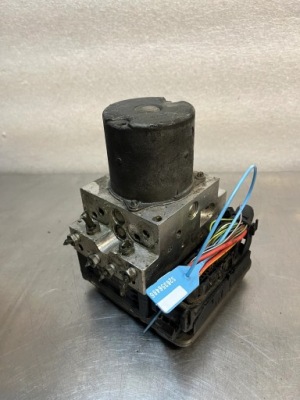 Насос abs mercedes w211 a2114311312 0265960302 фото №1