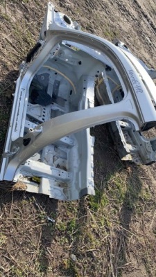 Mercedes e w212 212 kombi подкрылок лонжерон левая фото №1