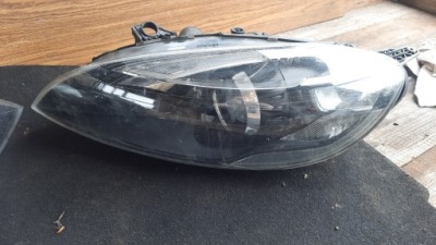 Volvo v40 ii cross country лампа передняя перед ксенон 314420010 фото №1