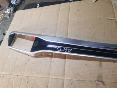 Молдинг рамка панелі консолі audi a6 c8 4k1857200e фото №1