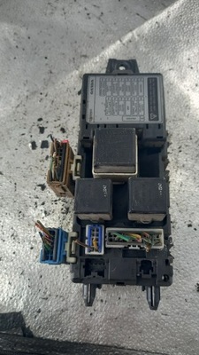 Коробка bezp. volvo v40 03r hb 30889989 фото №1