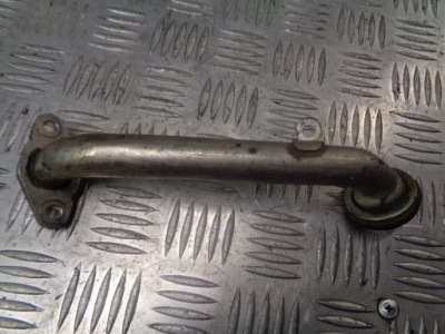 Труба трубка шланг egr mercedes w245 2.0 cdi a6401410204 фото №1