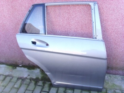 Mercedes c w204 дверь правое задняя kombi фото №1