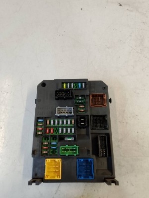 Citroen c4 ii b7 1.6 hdi модуль коробка bsi 9665547480 фото №1