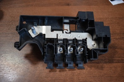 Idealny розподільник струму коробка запобіжників mercedes w118 w177 x247 1 фото №1