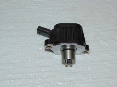 Vw passat b8 клапан электромагнитный 04e906048a фото №1