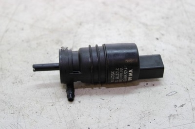 Audi a8 d3 помпа омивача фото №1