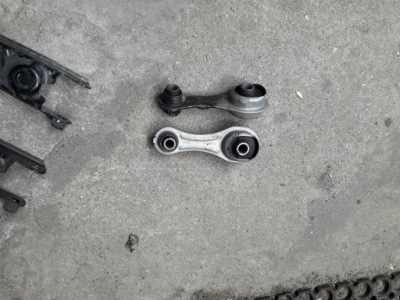 Кронштейн коробки dacia duster lift lodgy dokker фото №1