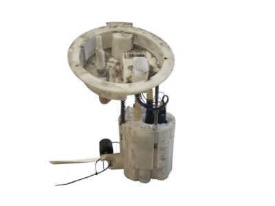 Насос бака топлива bmw 1 f21 724397211 31079286 1.8l дизель 2013 фото №1