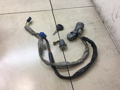 Замок запалювання ключ вкладиш замка partner i 1.9 d фото №1