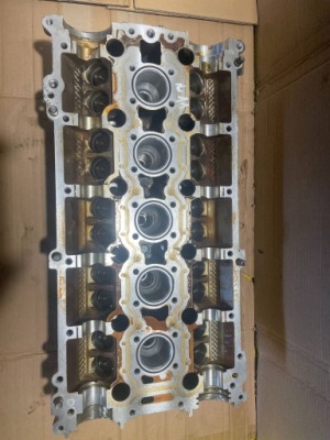 Volvo s60 v70 i 2.4 b5244s 170 km головка двигуна вали 1001837003 фото №1