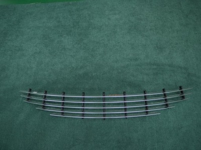 Решітка радіатора кронштейн aston martin vanquish 2012-2018r фото №1