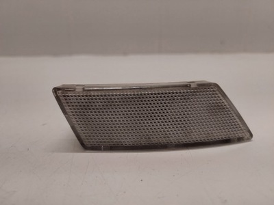 Лампа освітлення кабіни правий задня mercedes w204 a2048205601 фото №1