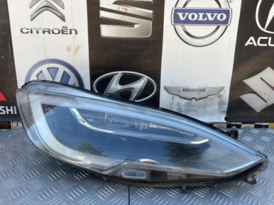 Tesla model s лампа права перед lift комплектна europa 1053575 фото №1