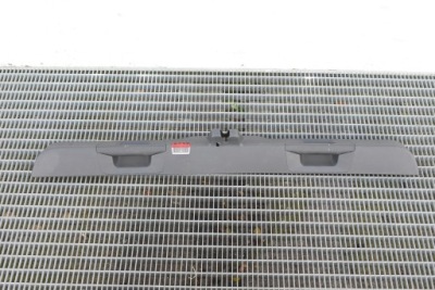 Mercedes w247 b-klasa молдинг захист кронштейн кришки фото №1