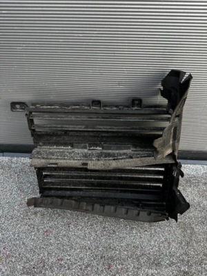 Шторка повітропровід повітря жалюзі peugeot 2008 ii фото №1