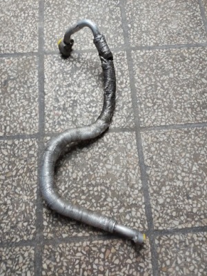 Bmw оригинальный номер 6988883 шланг кондиционера фото №1