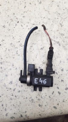 Клапан вакуумa bmw e46 2.0 d фото №1