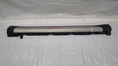 Suzuki sx4 s cross молдинг захист поріг права фото №1