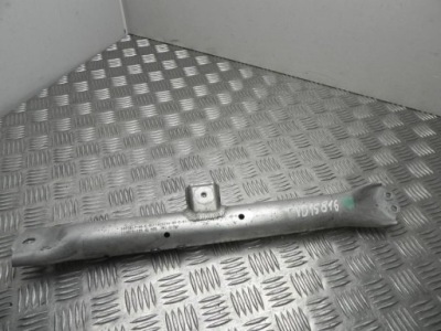 Скоба tesla model s 2015 100361700e01 фото №1