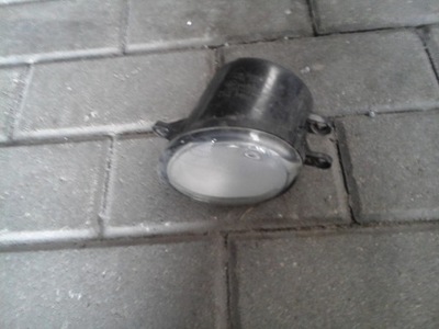 Toyota aygo противотуманная фара левый фото №1