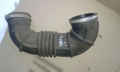 Труба wąż гумовий елемент шланг повітрозабірник повітря renault trafic i 6001040486 фото №1