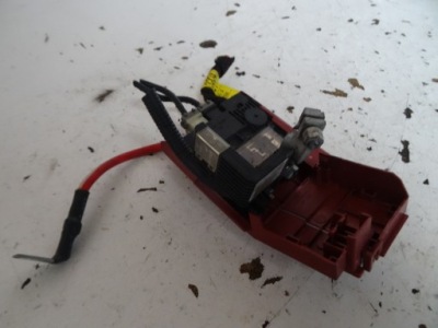 Клемма + plus 1506130934 opel mokka фото №1