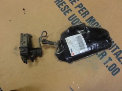 Peugeot 208 i бак насос рідина dpf fap 9674028680 фото №1