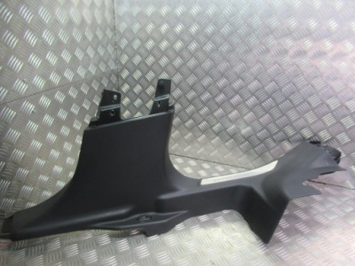 Maserati levante накладка порог правая 670040377 фото №1