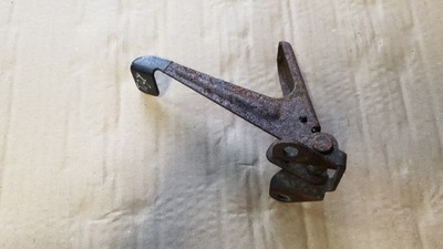 Toyota avensis t27 09-14 засувка капот фото №1