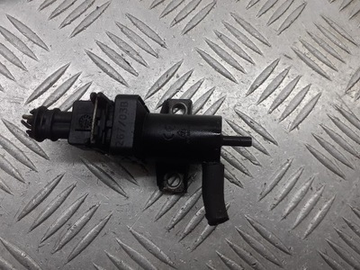 Клапан вакуумa renault scenic ii 1.9 dci 7700113709 фото №1