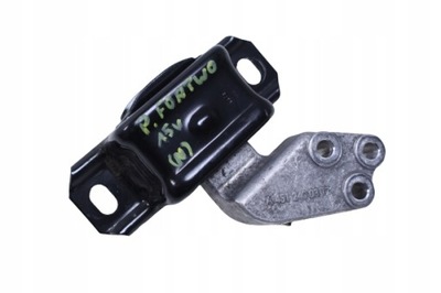 Кронштейн кронштейн smart fortwo ii 15r. фото №1