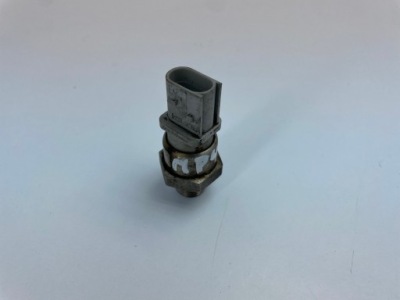 Mercedes actros mp4 датчик давления выхлопных газов катализатора a0101530128 фото №1