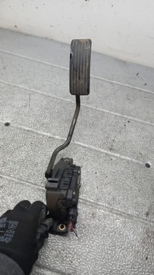 Потенциометр газа mitsubishi space star 01r фото №1