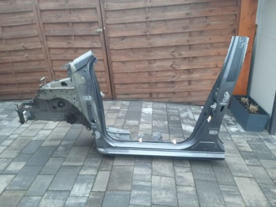 Поріг стійку  лівий лонжерон toyota yaris iii 3 11- фото №1