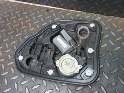 Двигун доводчик двері audi a7 s7 4g8839003 фото №1