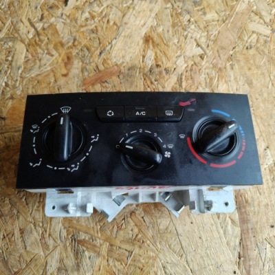 Панель кондиционера peugeot expert 140015338a фото №1