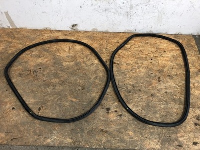 Audi a3 8v прокладка дверь задних 8v4833721b фото №1