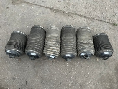 Jeep grand cherokee wk2 подушка пневмоподушка левый 68258355ac фото №1