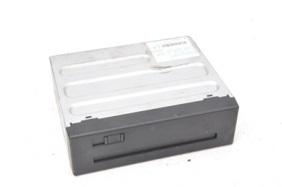 Toyota prius ii считыватель навигации 86841-47050 фото №1