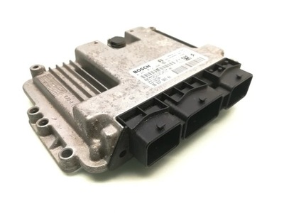 Audi a4 модуль модуля керуючого двигуна 2.0 fsi фото №1