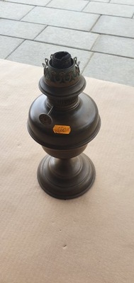 lampa naftowa stojąca z brenerem