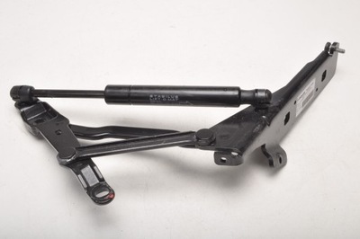 Ferrari california f149 петля кришки правий 9221655 фото №1