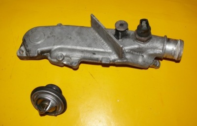 Корпус термостата термостат audi a8 d2 3.3 tdi фото №1