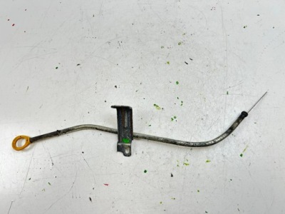 2016 toyota prius+ zvw40 щуп уровня масла фото №1