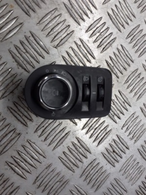 Панель регулировки света opel corsa d 13310330 фото №1