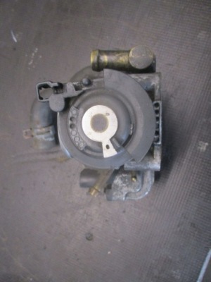 Дроссельная заслонка 058133063h audi a4 b5 1.6b фото №1