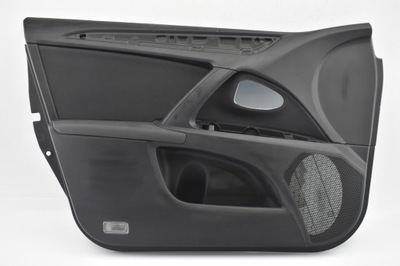 Обшивка двері toyota оригінальний номер 6777805040 фото №1