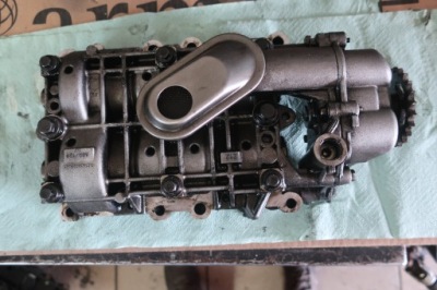 Land rover freelander ii насос масла 160km 06- 2.2 фото №1